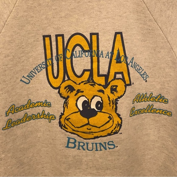 Vintage ONEITA Gray UCLA BRUINS Bear Graphic Sweatshirt Size Large - Picture 2 of 6